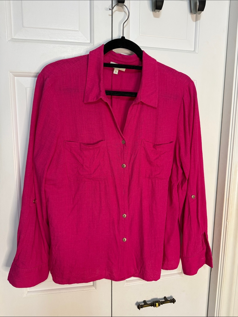 Laura Petite Sz 14 Fuchsia Linen blend button down shirt